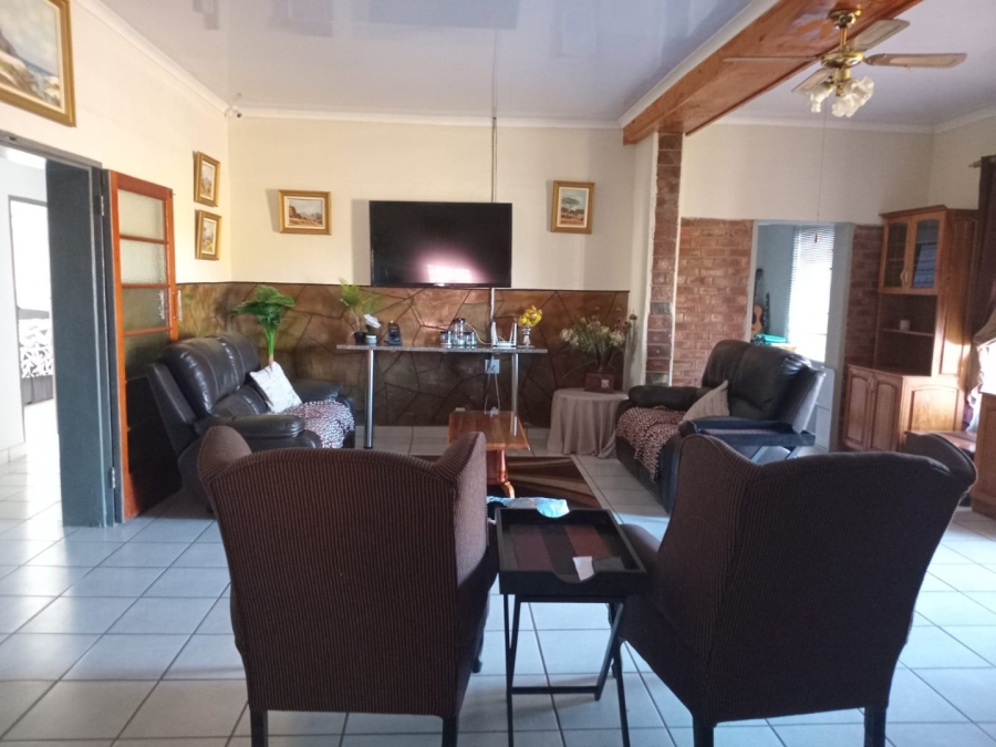  Bedroom Property for Sale in Bloemhof North West
